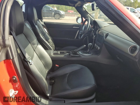2009 Mazda MX-5 Miata Grand Touring with VIN JM1NC26F190204839, listed as a Copart auction lot 54161955 with 88,821 mi miles and Salvage title. Bid and sale history available at DreamBid. Image 10.
