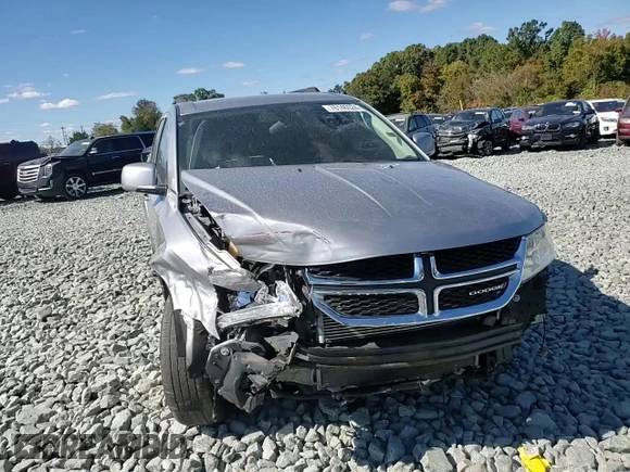 2018 Dodge Journey SXT with VIN 3C4PDCBG0JT386213, listed as a Copart auction lot 76146524 with 142,436 mi miles and Salvage Title. Bid and sale history available at carsss.com. Image 12.