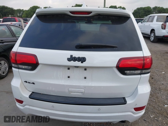 2017 Jeep Grand Cherokee Altitude z VIN 1C4RJFAG3HC707171, wystawiony jako IAAI lot #42145431 z przebiegiem 82 199 mil mil oraz . Historia ofert i sprzedaży dostępna na DreamBid. Obrazek 17.