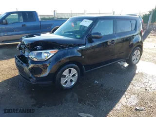 2015 Kia Soul with VIN KNDJN2A20F7793818, listed as a IAAI auction lot 41851307 with 97,481 mi miles. Bid and sale history available at carsss.com. Image 2.