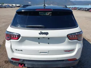 2021 Jeep Compass Trailhawk with VIN 3C4NJDDB0MT551172, listed as a IAAI auction lot 40155947 with 50,794 mi miles and . Bid and sale history available at DreamBid. Image 16.
