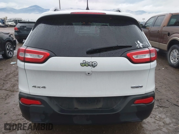 2018 Jeep Cherokee Latitude Tech Connect with VIN 1C4PJMCB1JD509136, listed as a IAAI auction lot 40873652 with 95,241 mi miles and . Bid and sale history available at DreamBid. Image 16.