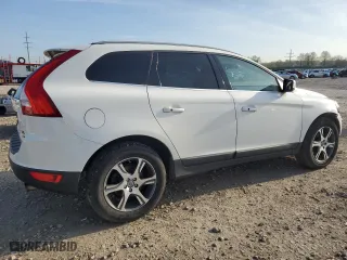 2013 Volvo XC60 T6 with VIN YV4902DZ6D2455857, listed as a Copart auction lot 53898815 with 198,733 mi miles and Salvage Title. Bid and sale history available at carsss.com. Image 3.