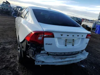2015 Volvo S60 T5 Drive-E Premier with VIN YV140MFK2F1362670, listed as a Copart auction lot 78260913 with 146,939 mi miles. Bid and sale history available at carsss.com. Image 6.