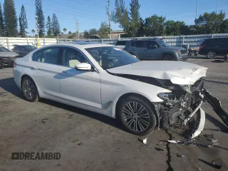 2019 BMW 5 Series 540i xDrive with VIN WBAJE7C58KWW09923, listed as a Copart auction lot 50146235 with 42,440 mi miles and Non Repairable. Bid and sale history available at carsss.com. Image 4.