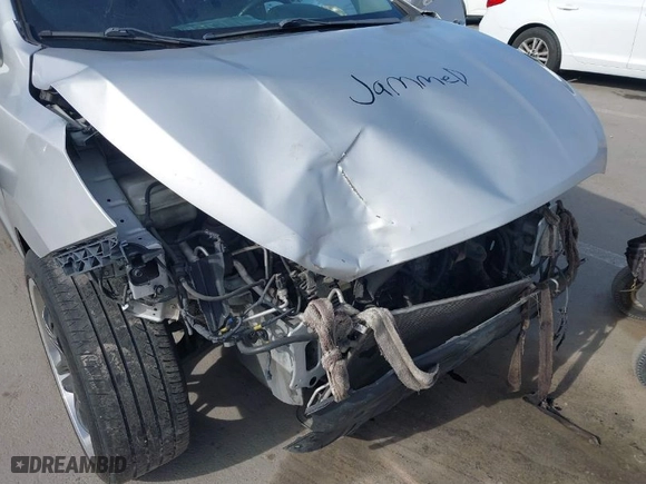 2013 Hyundai Tucson GLS with VIN KM8JU3AC3DU639177, listed as a IAAI auction lot 41726146 with 197,494 mi miles. Bid and sale history available at carsss.com. Image 6.