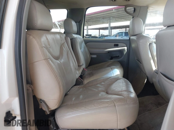 2001 GMC Yukon XL SLE with VIN 3GKFK16T21G277066, listed as a IAAI auction lot 41599965 with 241,070 mi miles. Bid and sale history available at carsss.com. Image 8.