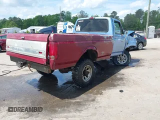 1997 Ford F-350 with VIN 1FTHF36F9VEA78530, listed as a IAAI auction lot 42124558 with Not Provided miles and . Bid and sale history available at DreamBid. Image 4.