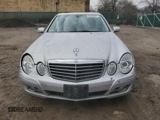 2007 Mercedes-Benz E-Class 3.5L with VIN WDBUF56X17B120288, listed as a Copart auction lot 42972605 with 208,635 mi miles and Salvage Title. Bid and sale history available at carsss.com. Image 5.