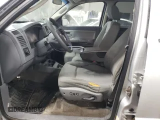 2005 Dodge Dakota SLT with VIN 1D7HE48K25S134365, listed as a Copart auction lot 86855904 with 151,533 mi miles and Salvage Title. Bid and sale history available at DreamBid. Image 7.
