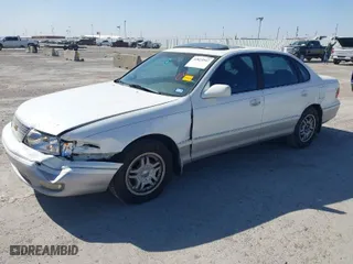 1999 Toyota Avalon XL with VIN 4T1BF18B4XU297663, listed as a IAAI auction lot 41824947 with NaN miles. Bid and sale history available at carsss.com. Image 2.