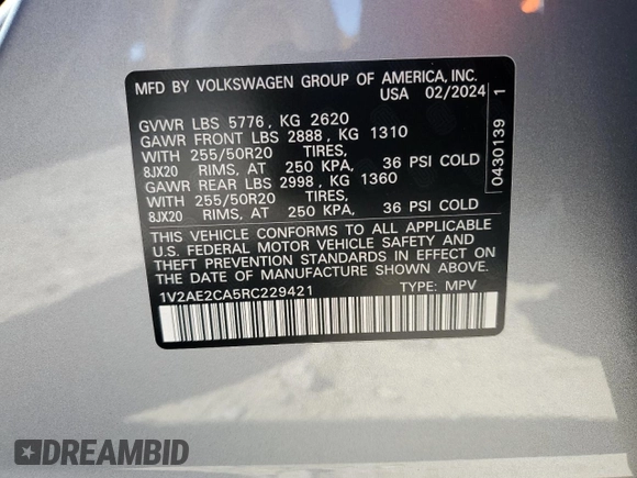 2024 Volkswagen Atlas SEL R-Line with VIN 1V2AE2CA5RC229421, listed as a Copart auction lot 53551375 with 7,517 mi miles and Salvage title. Bid and sale history available at DreamBid. Image 13.