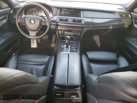 2014 BMW 7 Series 750i с VIN WBAYA8C53ED499850, выставлен на аукционе Copart как лот 43049625 с пробегом 85 780 миль миль и Списание • Salvage title. История ставок и продаж доступна на DreamBid. Изображение 8.