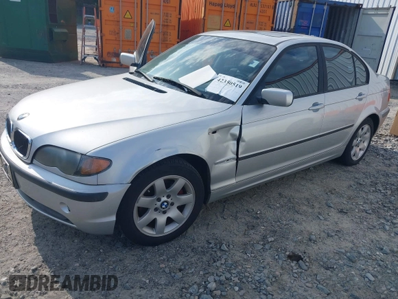 2004 BMW 3 Series 325i z VIN WBAET37494NJ95447, wystawiony jako IAAI lot #42350519 z przebiegiem 220 829 mil mil oraz . Historia ofert i sprzedaży dostępna na DreamBid. Obrazek 2.