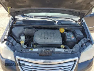 2014 Chrysler Town & Country Touring z VIN 2C4RC1BG9ER125980, wystawiony jako Copart lot #55575455 z przebiegiem 246 013 mil mil oraz Szkoda całkowita • Salvage title. Historia ofert i sprzedaży dostępna na DreamBid. Obrazek 12.