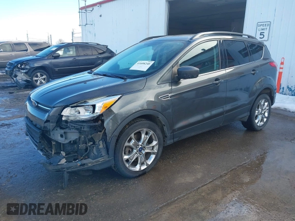 2015 Ford Escape SE with VIN 1FMCU9G98FUA70885, listed as a IAAI auction lot 41608240 with 54,802 mi miles. Bid and sale history available at carsss.com. Image 17.