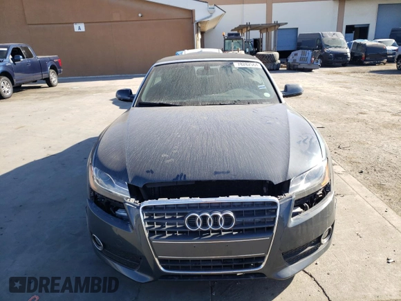 2010 Audi A5 Premium Plus z VIN WAULFAFH9AN012289, wystawiony jako Copart lot #78282564 z przebiegiem 130 844 mil mil oraz Szkoda całkowita • Salvage title. Historia ofert i sprzedaży dostępna na DreamBid. Obrazek 5.