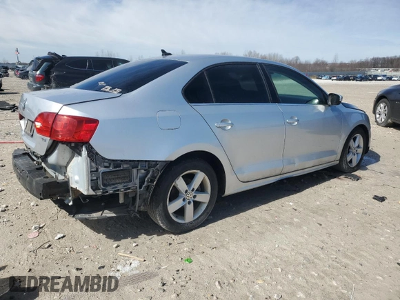 2013 Volkswagen Jetta TDI w/Premium with VIN 3VWLL7AJ9DM257467, listed as a Copart auction lot 49303315 with 168,001 mi miles and Clean title. Bid and sale history available at DreamBid. Image 3.