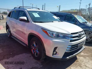 2019 Toyota Highlander Limited z VIN 5TDDZRFH0KS969404, wystawiony jako IAAI lot #41578207 z przebiegiem 71 467 mil mil oraz . Historia ofert i sprzedaży dostępna na DreamBid. Obrazek 1.