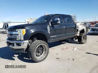 2017 Ford Super Duty F-250 SRW Lariat with VIN 1FT7W2BT4HEB88519, listed as a Copart auction lot 47769205 with 72,243 mi miles and Salvage Title. Bid and sale history available at carsss.com. Image 1.
