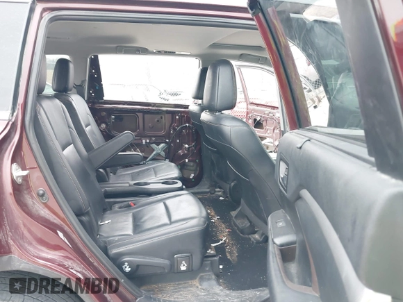 2019 Toyota Highlander SE with VIN 5TDJZRFH8KS993713, listed as a IAAI auction lot 42021246 with 122,078 mi miles and . Bid and sale history available at DreamBid. Image 8.