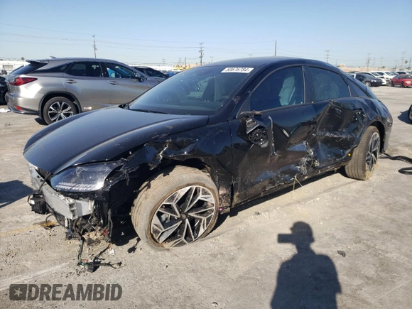2024 Hyundai Ioniq 6 SEL z VIN KMHM34AA4RA059272, wystawiony jako Copart lot #50676784 z przebiegiem 6 224 mil mil oraz Szkoda całkowita • Salvage title. Historia ofert i sprzedaży dostępna na DreamBid. Obrazek 1.