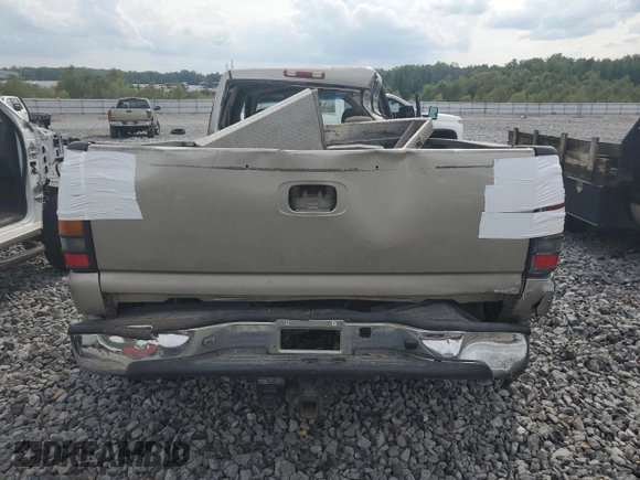 2001 Chevrolet Silverado 3500 LS z VIN 1GCJC33121F182199, wystawiony jako Copart lot #72530404 z przebiegiem 252 199 mil mil oraz Szkoda całkowita • Salvage title. Historia ofert i sprzedaży dostępna na DreamBid. Obrazek 6.