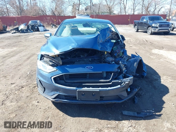 2019 Ford Fusion SE with VIN 3FA6P0H75KR238698, listed as a IAAI auction lot 41817222 with 1 mi miles. Bid and sale history available at carsss.com. Image 12.