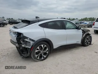 2022 Ford Mustang Mach-E Premium z VIN 3FMTK3R7XNMA02203, wystawiony jako Copart lot #53038625 z przebiegiem 38 778 mil mil oraz Szkoda całkowita • Salvage title. Historia ofert i sprzedaży dostępna na DreamBid. Obrazek 3.