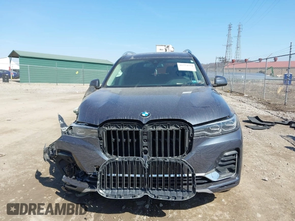 2020 BMW X7 xDrive40i with VIN 5UXCW2C03L9A01096, listed as a IAAI auction lot 41774774 with 55,596 mi miles. Bid and sale history available at carsss.com. Image 12.