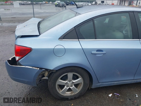 2014 Chevrolet Cruze 1LT with VIN 1G1PC5SBXE7373362, listed as a IAAI auction lot 42341145 with 232,056 mi miles and . Bid and sale history available at DreamBid. Image 18.