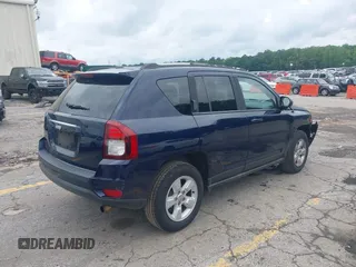 2016 Jeep Compass Sport with VIN 1C4NJCBB5GD761063, listed as a IAAI auction lot 42395903 with 122,102 mi miles and . Bid and sale history available at DreamBid. Image 4.