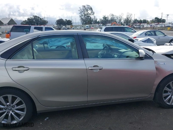 2016 Toyota Camry Hybrid LE with VIN 4T1BD1FK9GU177768, listed as a IAAI auction lot 41796608 with NaN miles. Bid and sale history available at carsss.com. Image 14.