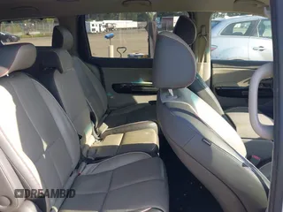 2016 Kia Sedona SX with VIN KNDMC5C19G6140582, listed as a IAAI auction lot 42086075 with 112,474 mi miles. Bid and sale history available at carsss.com. Image 8.