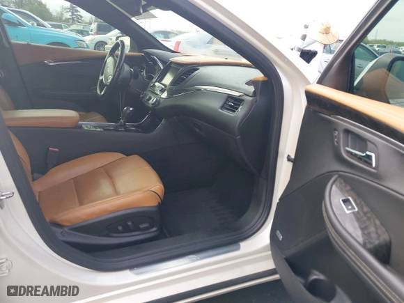 2014 Chevrolet Impala LTZ with VIN 1G1155S34EU108317, listed as a IAAI auction lot 41895799 with 205,486 mi miles. Bid and sale history available at carsss.com. Image 5.