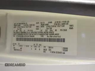 2013 Ford Econoline Passenger XL с VIN 1FBSS3BL2DDA76608, выставлен на аукционе IAAI как лот 41393919 с пробегом Не указан миль и . История ставок и продаж доступна на DreamBid. Изображение 9.