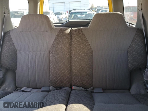 2000 Nissan Xterra XE z VIN 5N1ED28YXYC528618, wystawiony jako Copart lot #86849864 z przebiegiem 194 037 mil mil oraz Szkoda całkowita • Salvage title. Historia ofert i sprzedaży dostępna na DreamBid. Obrazek 10.