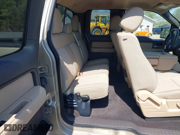 2014 Ford F-150 XL with VIN 1FTFX1EF3EFA91472, listed as a IAAI auction lot 42112651 with 1 mi miles. Bid and sale history available at carsss.com. Image 8.