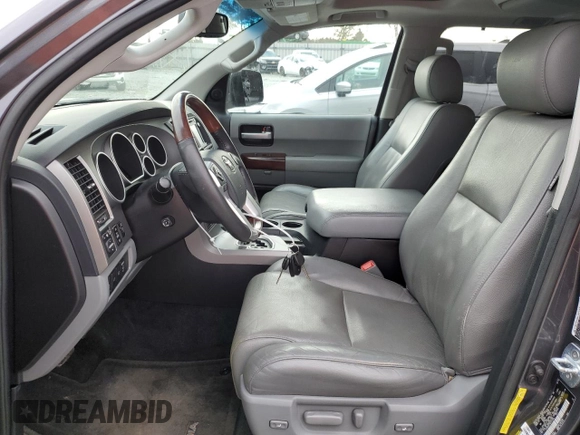 2016 Toyota Sequoia Platinum with VIN 5TDDW5G19GS141944, listed as a Copart auction lot 85374424 with 163,072 mi miles and Salvage Title. Bid and sale history available at carsss.com. Image 7.