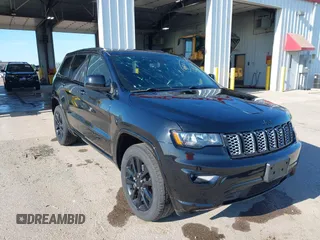 2019 Jeep Grand Cherokee Upland z VIN 1C4RJFAG6KC562778, wystawiony jako IAAI lot #42623750 z przebiegiem 47 218 mil mil oraz . Historia ofert i sprzedaży dostępna na DreamBid. Obrazek 1.