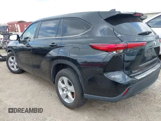 2023 Toyota Highlander L with VIN 5TDKDRAH2PS509679, listed as a IAAI auction lot 42512479 with 43,477 mi miles and . Bid and sale history available at DreamBid. Image 3.
