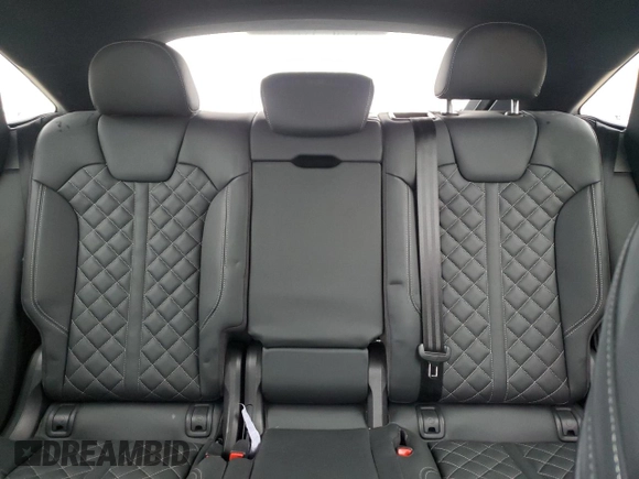 2023 Audi SQ5 Sportback Premium Plus z VIN WA124AFY0P2185529, wystawiony jako Copart lot #85858434 z przebiegiem 14 976 mil mil oraz Szkoda całkowita • Salvage title. Historia ofert i sprzedaży dostępna na DreamBid. Obrazek 10.