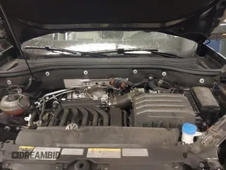 2022 Volkswagen Atlas 3.6L V6 SE w/Technology with VIN 1V2HR2CA3NC545414, listed as a IAAI auction lot 41088885 with 44,658 mi miles. Bid and sale history available at carsss.com. Image 10.