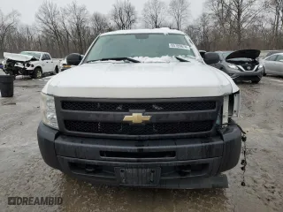 2011 Chevrolet Silverado 1500 Work Truck with VIN 1GCRKPE08BZ418520, listed as a Copart auction lot 85709674 with 135,726 mi miles and Salvage Title. Bid and sale history available at carsss.com. Image 5.