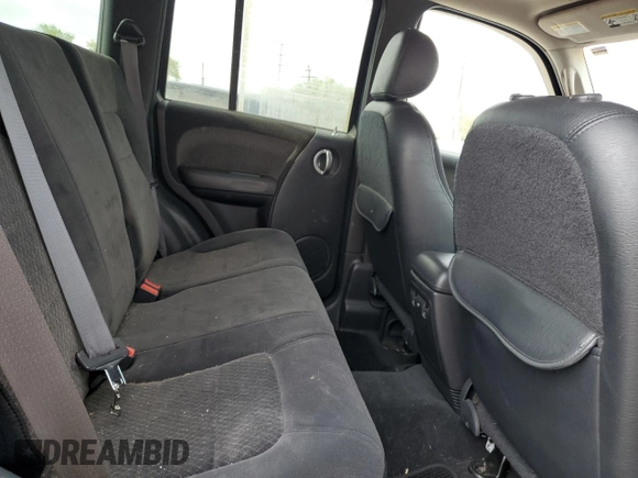 2002 Jeep Liberty Limited with VIN 1J4GL58K52W213948, listed as a Copart auction lot 60555885 with 96,415 mi miles and Salvage title. Bid and sale history available at DreamBid. Image 11.