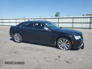 2018 Chrysler 300 Touring z VIN 2C3CCAAG7JH315532, wystawiony jako Copart lot #53404095 z przebiegiem 124 754 mil mil oraz Szkoda całkowita • Salvage title. Historia ofert i sprzedaży dostępna na DreamBid. Obrazek 4.