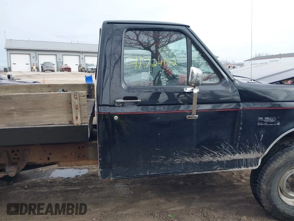 1990 Ford F-250 with VIN 1FTEF26N4LLB10443, listed as a IAAI auction lot 41724152 with 648,598 mi miles and . Bid and sale history available at DreamBid. Image 14.
