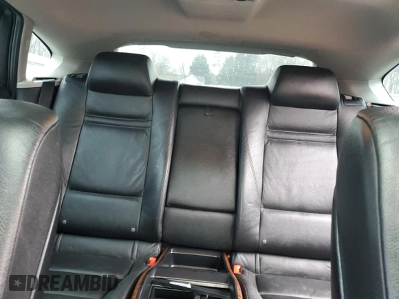2014 BMW X6 xDrive35i with VIN 5UXFG2C57E0C43953, listed as a Copart auction lot 44595885 with 121,208 mi miles and Clean Title. Bid and sale history available at carsss.com. Image 10.