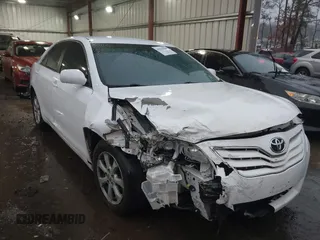 2011 Toyota Camry LE with VIN 4T4BF3EK7BR171151, listed as a IAAI auction lot 41519969 with 239,485 mi miles. Bid and sale history available at carsss.com. Image 6.