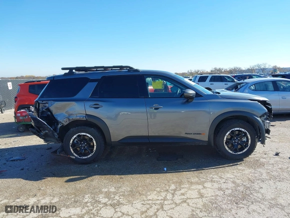 2024 Nissan Pathfinder SV with VIN 5N1DR3BD9RC231480, listed as a IAAI auction lot 41054199 with 7,380 mi miles. Bid and sale history available at carsss.com. Image 14.